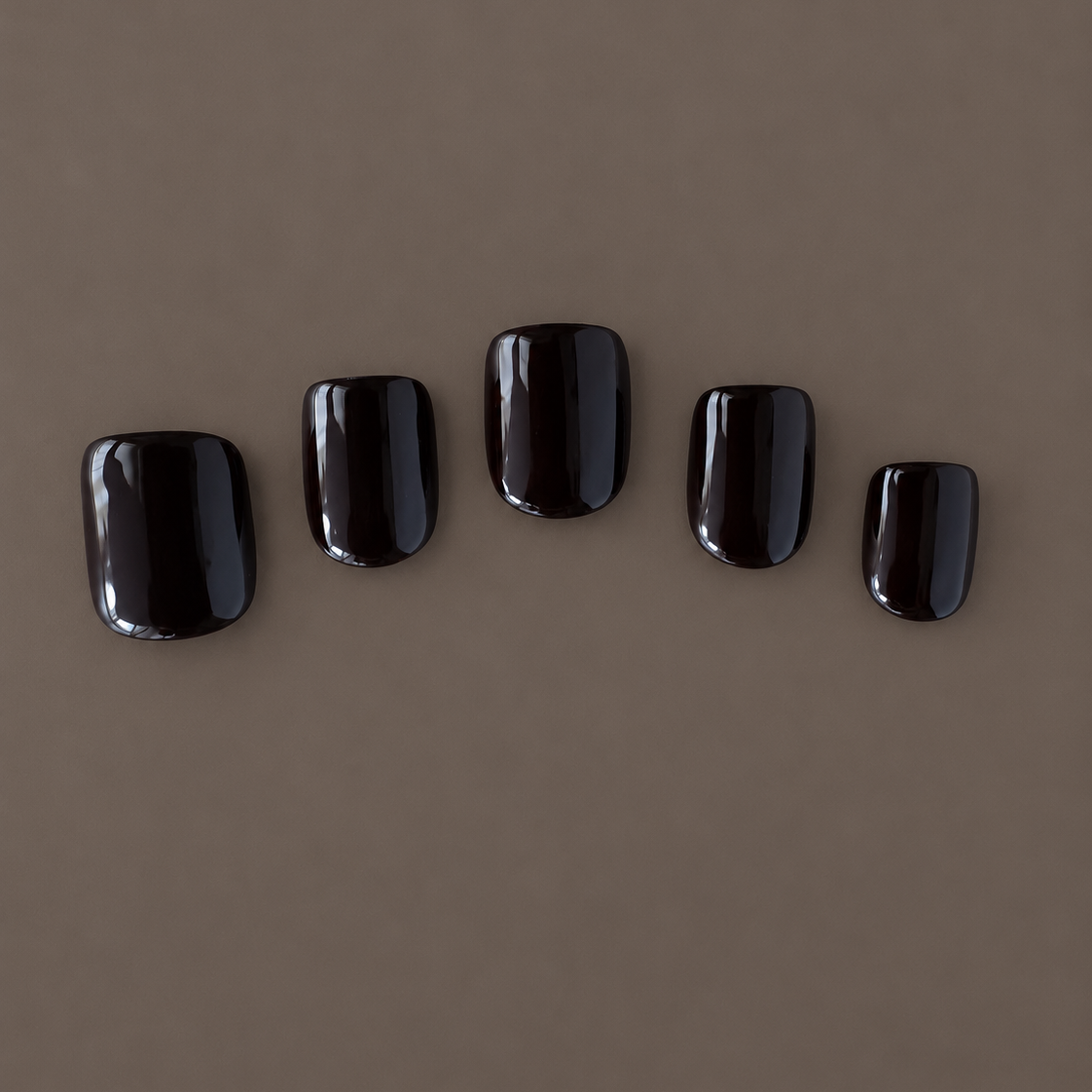 Extra-short warm café-brown press-on nails in Extra Café by U.P.O.N